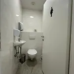 بيت شباب Opera