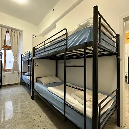 Hostel Opera Ljubljana